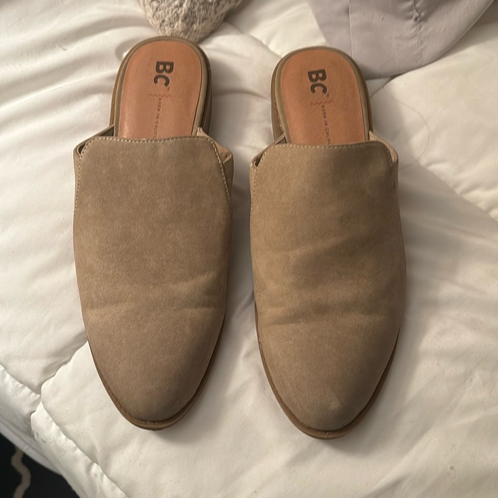 EUC! ✨ Free People Slides